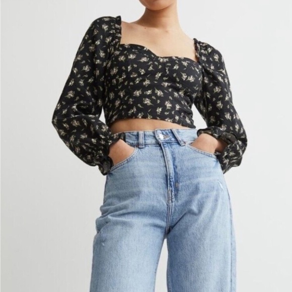 H&M Tops - H&M Floral Linen Cropped Corset Peasant Blouse